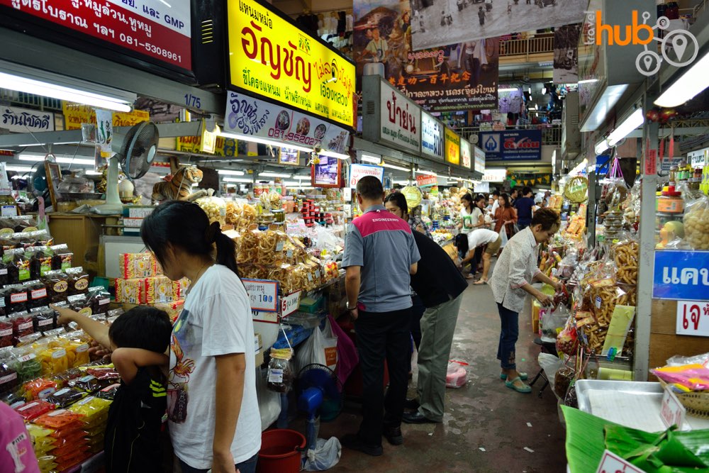 The central market in the warorot area.