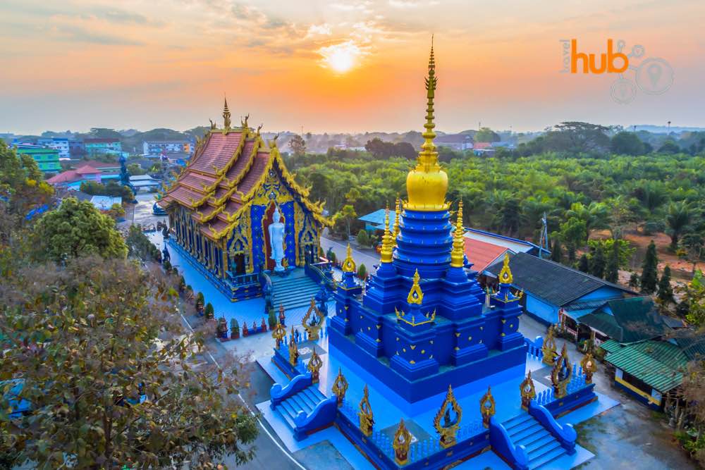 No need to ask why this temple is commonly referred to as the Blue Temple