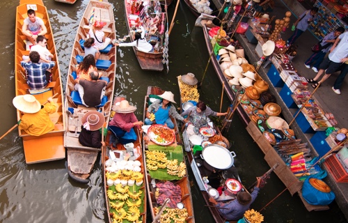 <p><strong>Floating Market, Wat Po (OR Grand Palace), Wat Arun</strong></p>
